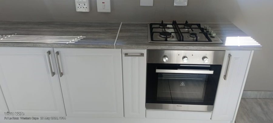 To Let 2 Bedroom Property for Rent in Albertinia Western Cape